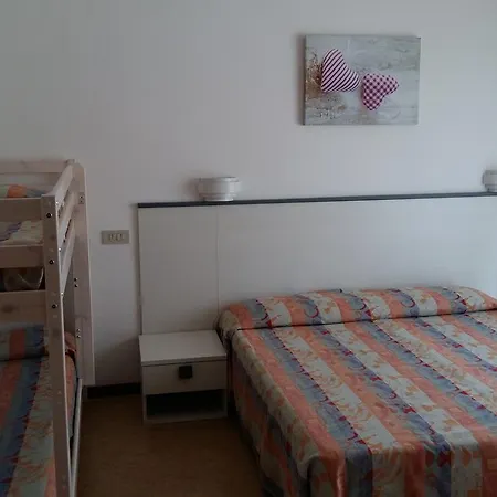 Augusta Ξενοδοχείο